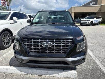 Used 2022 Hyundai Venue SEL