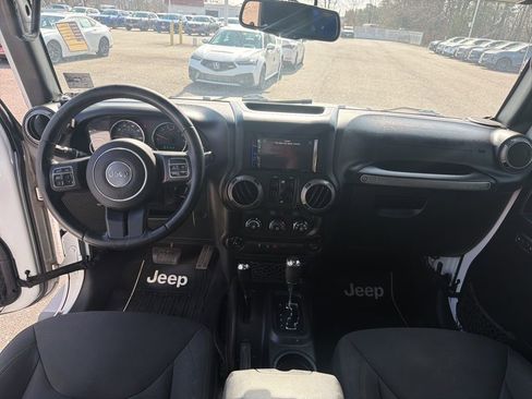 Used 2016 Jeep Wrangler Unlimited Sport w/ Quick Order Package 24S image 17