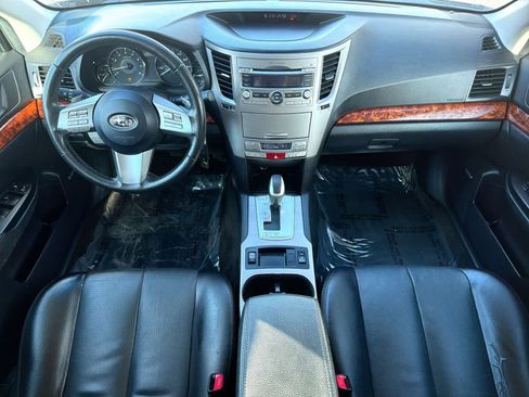 Used 2011 Subaru Outback 3.6R Limited w/ PWR Moonroof Pkg image 16