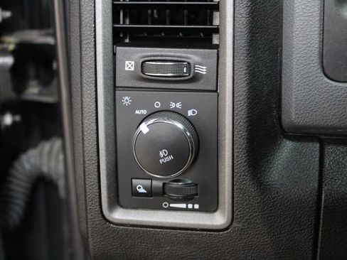 Used 2019 RAM 1500 Express w/ Wheel & Sound Group AWD/4WD image 15