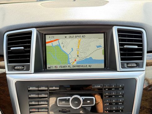 Used 2015 Mercedes-Benz ML 350 ML350 4MATIC w/ Premium 1 Package image 22