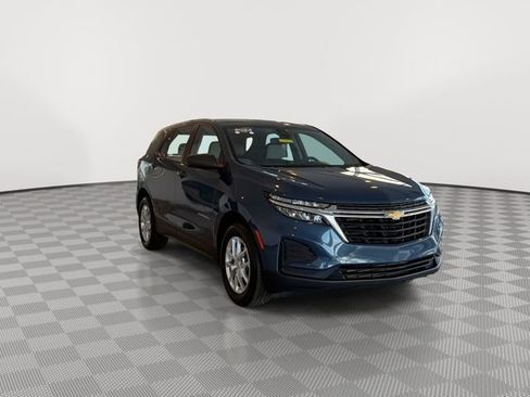 Certified 2024 Chevrolet Equinox LS image 2