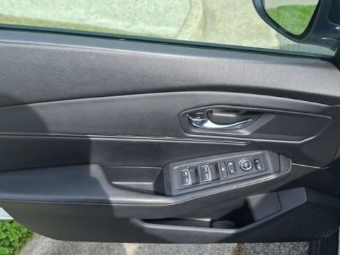 Used 2023 Honda Accord Sport image 9
