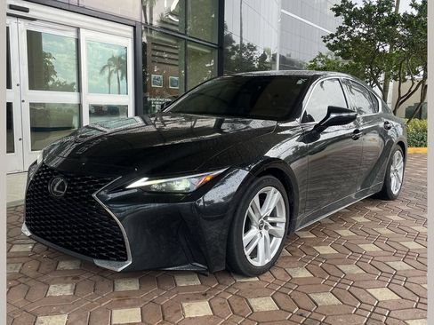 Used 2024 Lexus IS 300 w/ Comfort Package RWD image 1