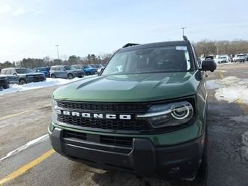 Used 2025 Ford Bronco Sport Outer Banks w/ Outer Banks Tech Package+ image 4