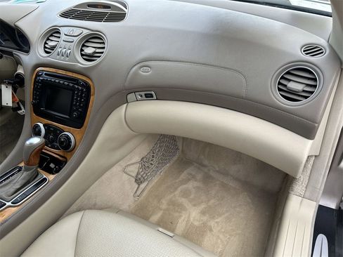 Used 2004 Mercedes-Benz SL 500 image 13