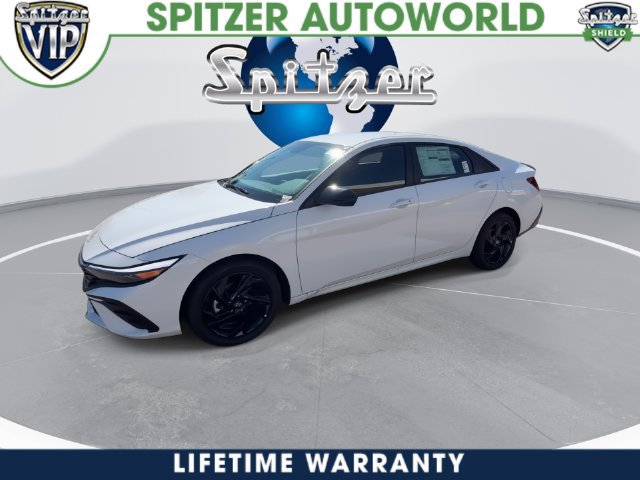 New 2026 Hyundai Elantra SEL FWD image 8
