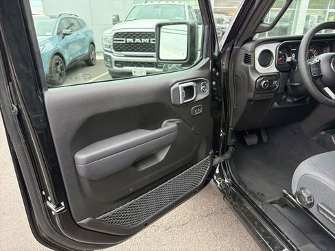 New 2026 Jeep Wrangler Unlimited Sport AWD/4WD image 11