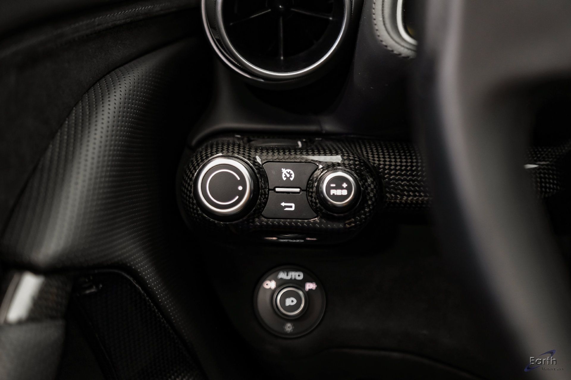 Used 2022 Ferrari 812 GTS RWD image 96