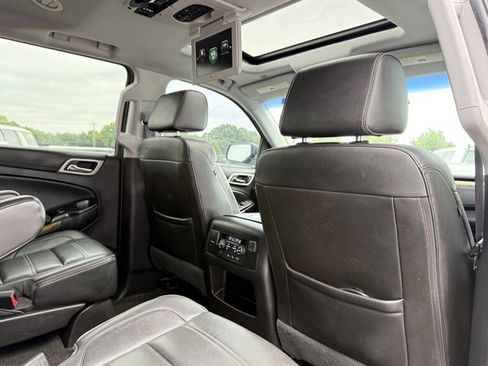 Used 2017 GMC Yukon Denali w/ Open Road Package AWD/4WD image 21