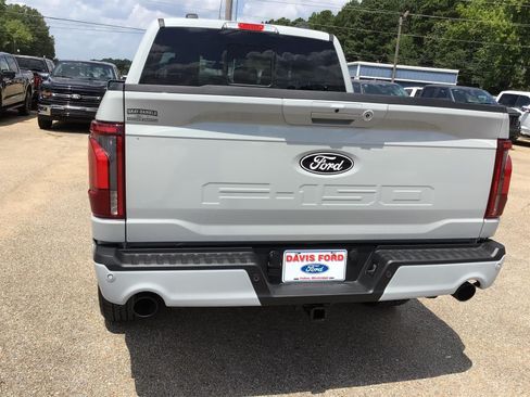 New 2026 Ford F150 Lariat w/ Equipment Group 501A Mid AWD/4WD image 12