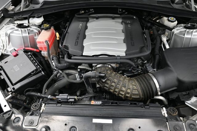 Used 2018 Chevrolet Camaro SS RWD image 20