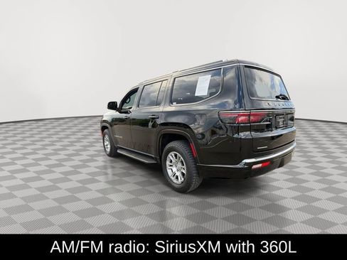 Used 2023 Jeep Wagoneer 4WD image 8