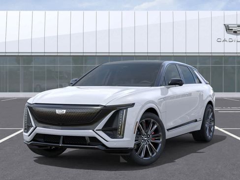 New 2026 Cadillac Lyriq V image 6