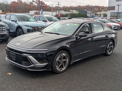 Certified 2024 Hyundai Sonata SEL w/ Convenience Package image 5