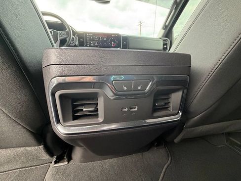 Used 2024 GMC Sierra 1500 SLT w/ SLT Premium Plus Package AWD/4WD image 20