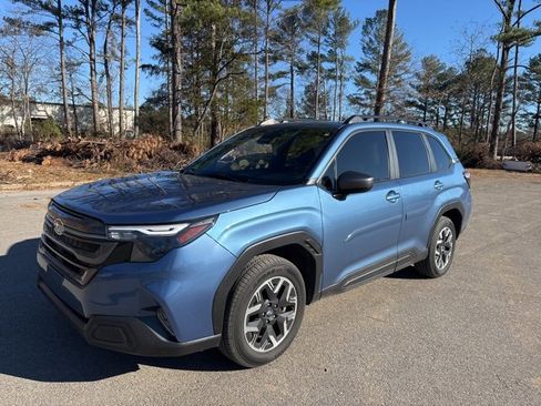 Used 2025 Subaru Forester Premium w/ Convenience Package #1 image 7