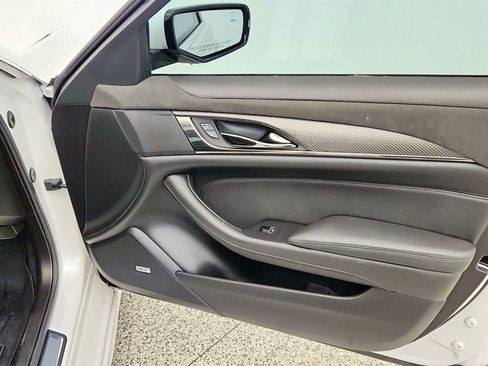 Used 2019 Cadillac CTS V w/ Carbon Fiber Package image 28