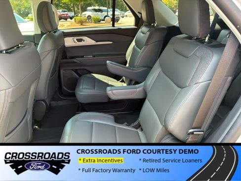 New 2026 Ford Explorer Active w/ Active Comfort Package AWD/4WD image 24