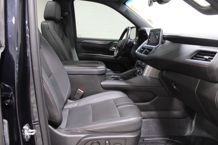Used 2022 Chevrolet Suburban RST w/ Luxury Package AWD/4WD image 27