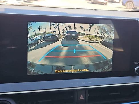 Used 2023 Toyota Prius XLE image 29