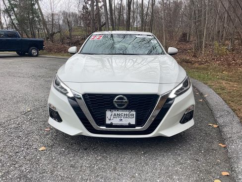 Used 2022 Nissan Altima 2.5 SL AWD/4WD image 2