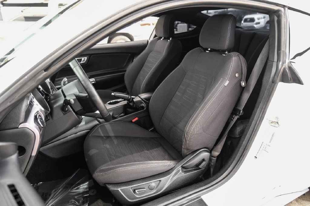 Used 2016 Ford Mustang Coupe RWD image 35