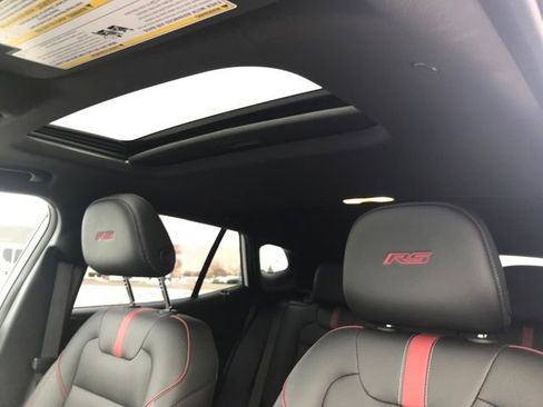 Certified 2025 Chevrolet Trax RS w/ Sunroof Package image 14