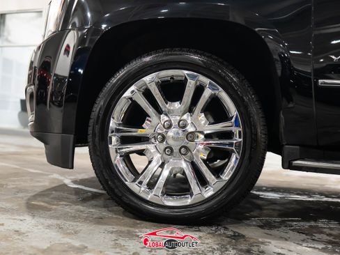 Used 2019 GMC Yukon XL SLT w/ Premium Edition image 9