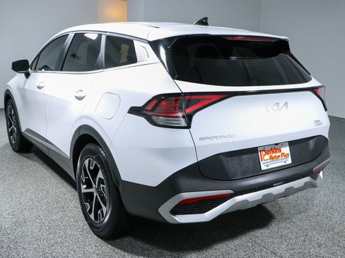 Used 2023 Kia Sportage EX FWD image 9