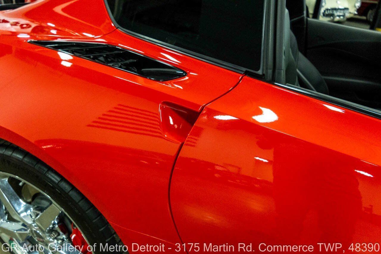 Used 2015 Chevrolet Corvette Stingray Coupe w/ 2LT Preferred Equipment Group RWD image 33