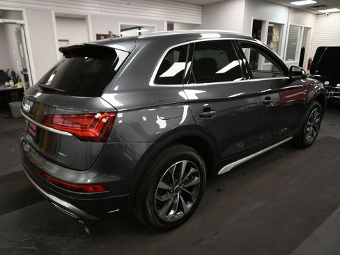 Used 2023 Audi Q5 2.0T Premium w/ Convenience Package AWD/4WD image 8