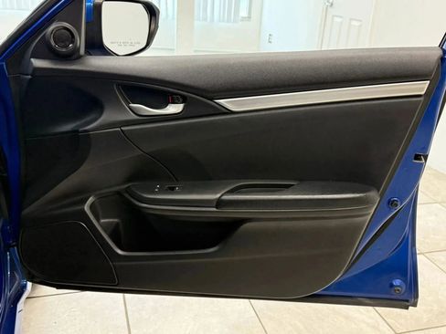 Used 2019 Honda Civic Sport image 24