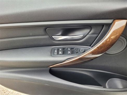 Used 2015 BMW 328i Sedan image 22