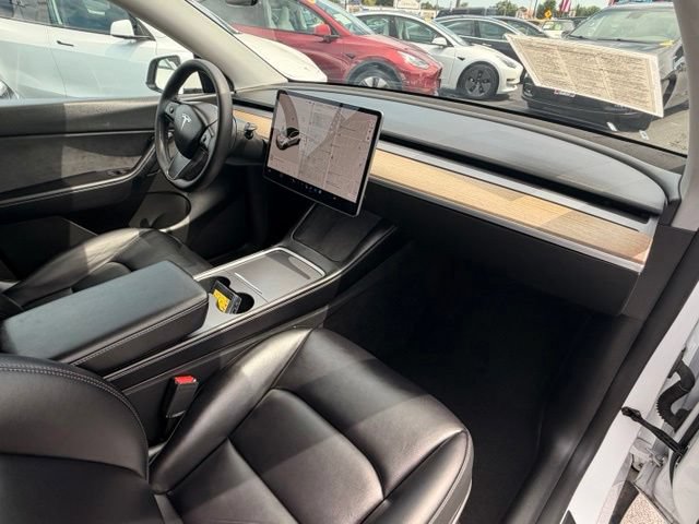 Used 2022 Tesla Model Y Performance AWD/4WD image 22