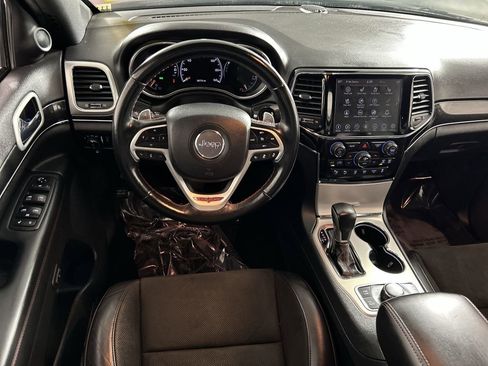 Used 2020 Jeep Grand Cherokee Trailhawk w/ Interior Metal Package image 22