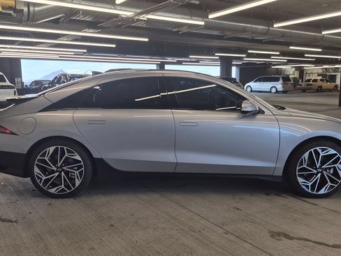 Used 2025 Hyundai Ioniq 6 Limited RWD image 6