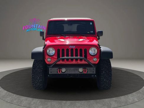 Used 2015 Jeep Wrangler Unlimited Rubicon image 10