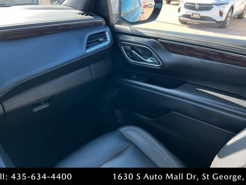Used 2022 Chevrolet Suburban Z71 image 10