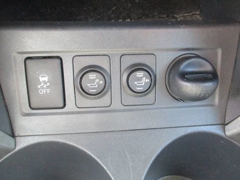 Used 2012 Toyota RAV4 4WD w/ Value Pkg image 24