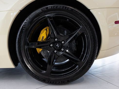 Used 2011 Ferrari 599 SA Aperta image 38