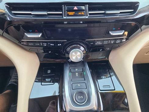 Used 2024 Acura MDX SH-AWD w/ Technology Package image 34
