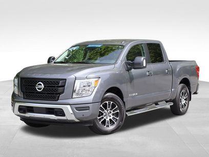 Used 2021 Nissan Titan SV w/ SV Convenience Package