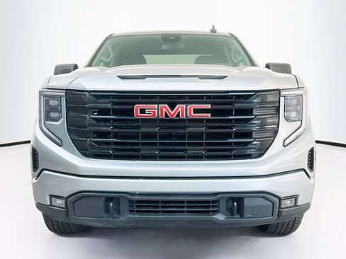 Used 2023 GMC Sierra 1500 Elevation image 2