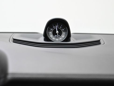 Used 2021 Porsche Taycan Turbo S image 43