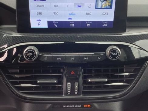 Used 2023 Ford Escape ST-Line Select AWD/4WD image 31