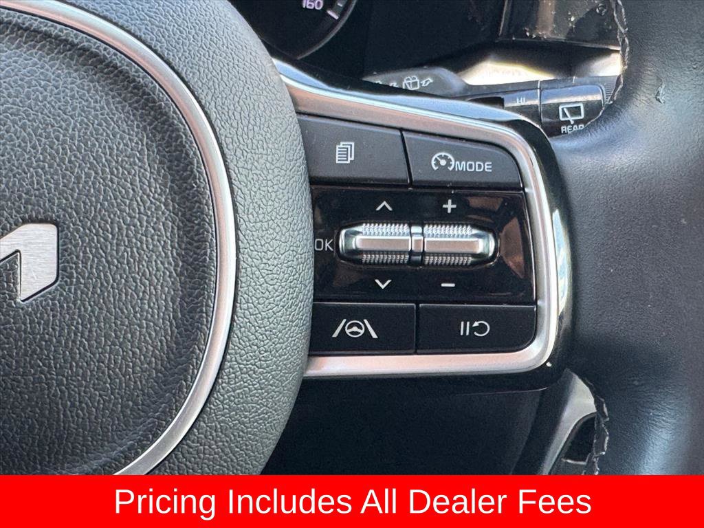 Used 2023 Kia Sorento S FWD image 19