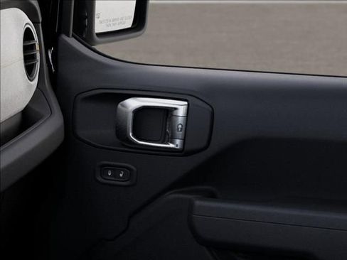 New 2026 Jeep Gladiator Sport image 25