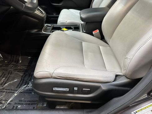 Used 2015 Honda CR-V Touring image 20