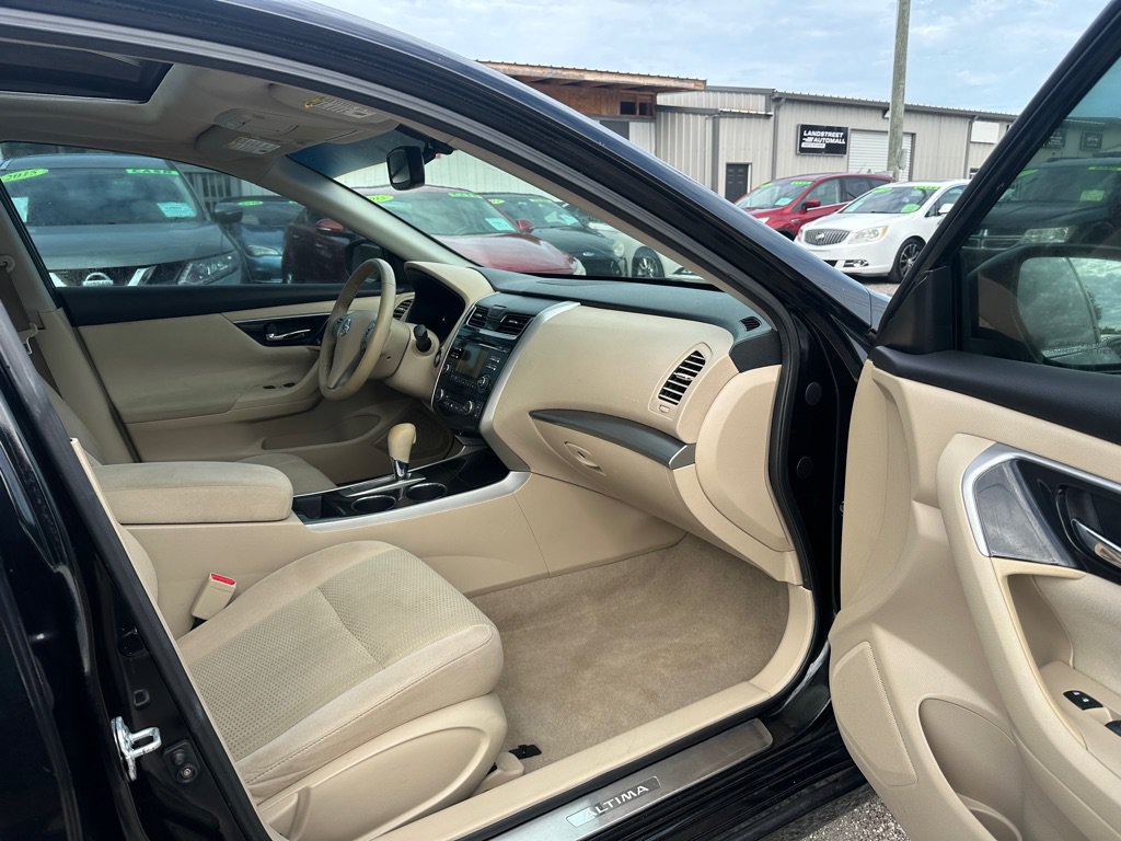 Used 2014 Nissan Altima 2.5 SV w/ Convenience Package FWD image 12